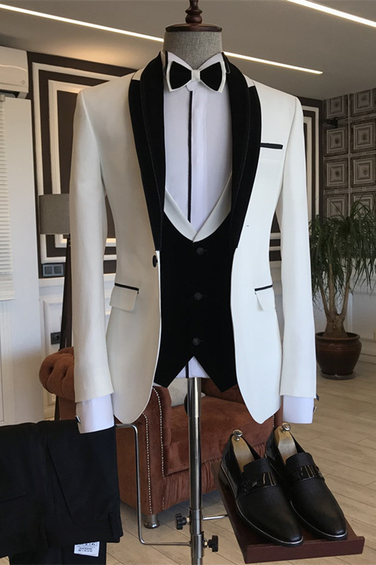 Gentle Three-Piece Summer Wedding Suit for Groom with White Shawl Lapel main image 1