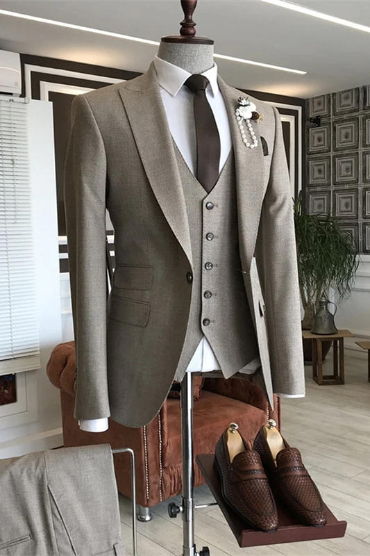 Light Khaki Three Piece Peaked Lapel Business Suit main image 0