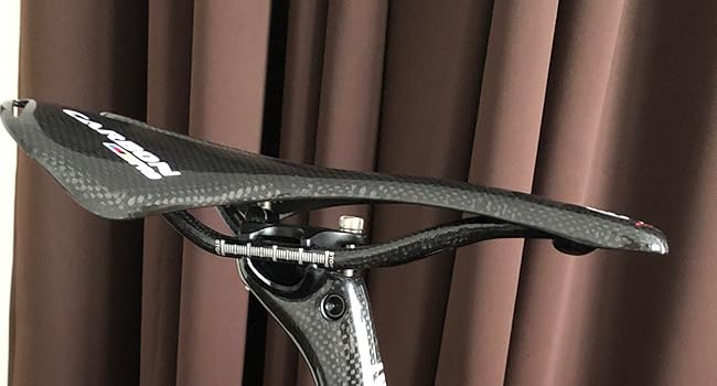 carbon bike saddles